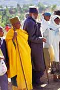 Mnich b�hem Timkatu. Lalibela. Sever, Etiopie.