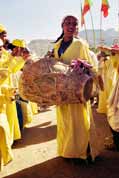 Proces� b�hem Timkatu. Lalibela. Sever,  Etiopie.