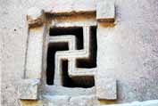 Okno kamenn�ho kostela. Lalibela. Sever, Etiopie.