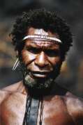 Domorodec z kmene Dani. Papua, Indon�sie.