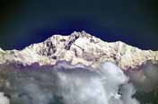 T�et� nejvy��� vrchol sv�ta - Kanchendzonga (8586 m). Indie.