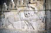 Reli�fy v Persepolis. �r�n.