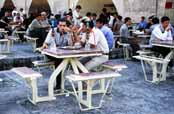 �ajovna na most� Si-o-Seh bridge. Esfahan. �r�n.