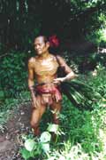 Mentawajsk� mu�. Ostrov Siberut. Sumatra, Indon�sie.