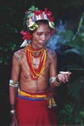 Mentawajsk� �ena. Ostrov Siberut. Sumatra, Indon�sie.