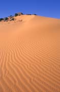 P�se�n� duny. Pyramidy v Meroe. S�d�n.