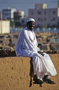�ek�n� na tan��c� dervi�e. Me�ita Hamed-an Nil, Chart�m (Omdurman). S�d�n.