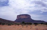 Sk�la Hombori Tondo u vesnice Hombori. Mali.