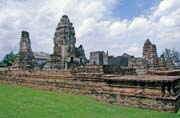 Star� chr�my v km�rsk�m stylu ve m�st� Lopburi. Thajsko.