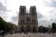 Katedr�la Notre Dame, Ile de la Cit�, Pa��. Francie.