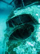 Pot�p�n� u ostrova Biak, lokalita Catalina wreck. Papua, Indon�sie.