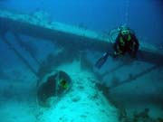 Pot�p�n� u ostrova Biak, lokalita Catalina wreck. Papua, Indon�sie.