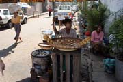 Pouli�n� prodejce, Yangon. Myanmar (Barma).