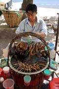 Pouli�n� prodejce, Yangon. Myanmar (Barma).