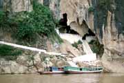 Jeskyn� Pak Ou. Laos.