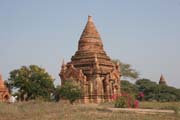Chr�my v Baganu se rozkl�daj� na plo�e 42 km �tvere�n�ch. V�t�ina chr�m� byla postavena v letech 1000-1200, kdy byl Bagan hlavn�m m�stem prvn� Barmsk� ��e. Myanmar (Barma).