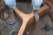 Uvnit� s�pky domu tata somba. Oblast Boukoumb�. Benin.
