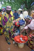 Pouli�n� prodej s�ra. Benin.