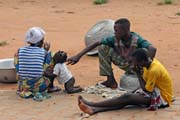 Pouli�n� �ivot, m�sto Ouidah. Benin.