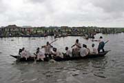 Festival na jeze�e Nokou� ve m�st� Ganvi�. Benin.