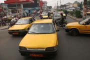 Douala, nejv�t�� mesto Kamerunu je ekonomick�m centrem v oblasti. Kamerun.