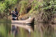 Ryb�� na �ece Lobe. Kamerun.