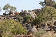 Horsk� vesnice Djingliya v hor�ch Mandara. Kamerun.