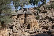 Horsk� vesnice Djingliya v hor�ch Mandara. Kamerun.