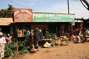 Pouli�n� trh ve m�st� N'Gaound�r�. Kamerun.