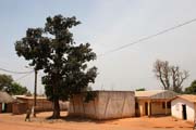 Ulice ve m�st� N'Gaound�r�. Kamerun.