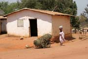 Ulice ve m�st� N'Gaound�r�. Kamerun.