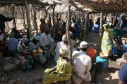 Na trhu ve vesnici Rhumsiki (Roumsiki) v poho�� Mandara. Kamerun.