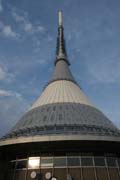 V� na Je�t�du byla postavena v letech 1963-1966. Jej� architekt Karel Hub��ek za n� dostal Perretovu cenu za architekturu. �esk� republika.