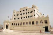 Sult�nsk� pal�c ve m�st� Sayun v oblasti Wadi Hadramawt. Jemen.