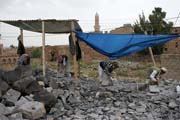 Kamen�ci ve vesnici Shibam-Kawkaban. Jemen.