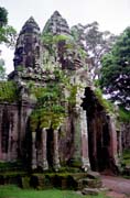 Severn� br�na chr�mov�ho komplexu Angkor Thom. Oblast chr�m� Angkor Wat. Kambod�a.