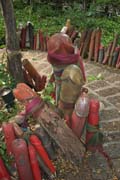 Chao Mae Tuptim Shrine - jedena z nejzvl�tnej��ch svatyn� v Bangkoku, Thajsko. Thajsko.
