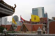 Wat Hua Lamphong patr� mezi novej�� chr�my v Bangkoku stoj� pr�mo v modern�m centru, Thajsko. Thajsko.