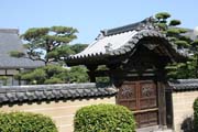 Chr�m Ankokuzan Shofuku-ji v� m�st� Fukuoka. Pat�� mezi chr�my zen buddhismu. Japonsko.