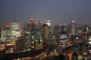 Podve�ern� m�sto Osaka. Japonsko.