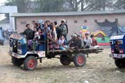 Lok�ln� doprava, m�sto Kengtung. Myanmar (Barma).