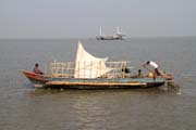 Ryb��i, cesta z m�sta Sittwe do Mrauk U. Myanmar (Barma).