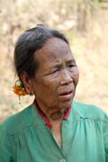 �ena z etnika Chin, okol� Mrauk U. �eny maj� tradi�n� tetovan� obli�eje. Myanmar (Barma).