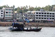 Hrani�n� m�sto Kaw Thaung - vstup pro pot�pe�e z Thajska p�i cest� za pot�p�n�m v souostrov� Mergui. Myanmar (Barma).