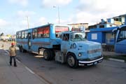 N�kla��k jako m�stsk� autobus, Baracoa. Kuba.